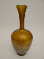 váza bronze glatt