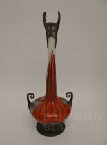váza v montáži Cameo I, NID 27