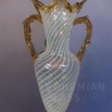 váza "Přejímané opálové sklo s hutními nálepy" v bronzovém stojanu