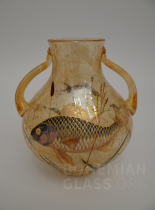 váza Cracquelé s hutně tvarovanými uchy