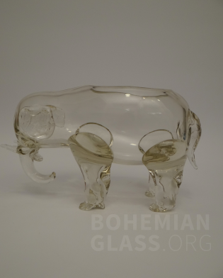 váza ve tvaru slona - čiré sklo
