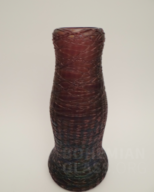 váza "Threaded"