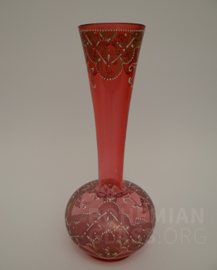váza červené - ornamentální dekor
