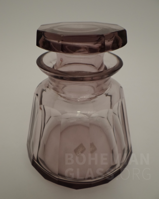 doza - lahvička s víčkem - broušené sklo