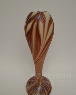 váza irizované sklo česaný dekor