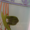 váza irizované sklo - secesní dekor