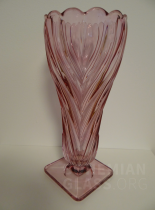 váza - lisované sklo